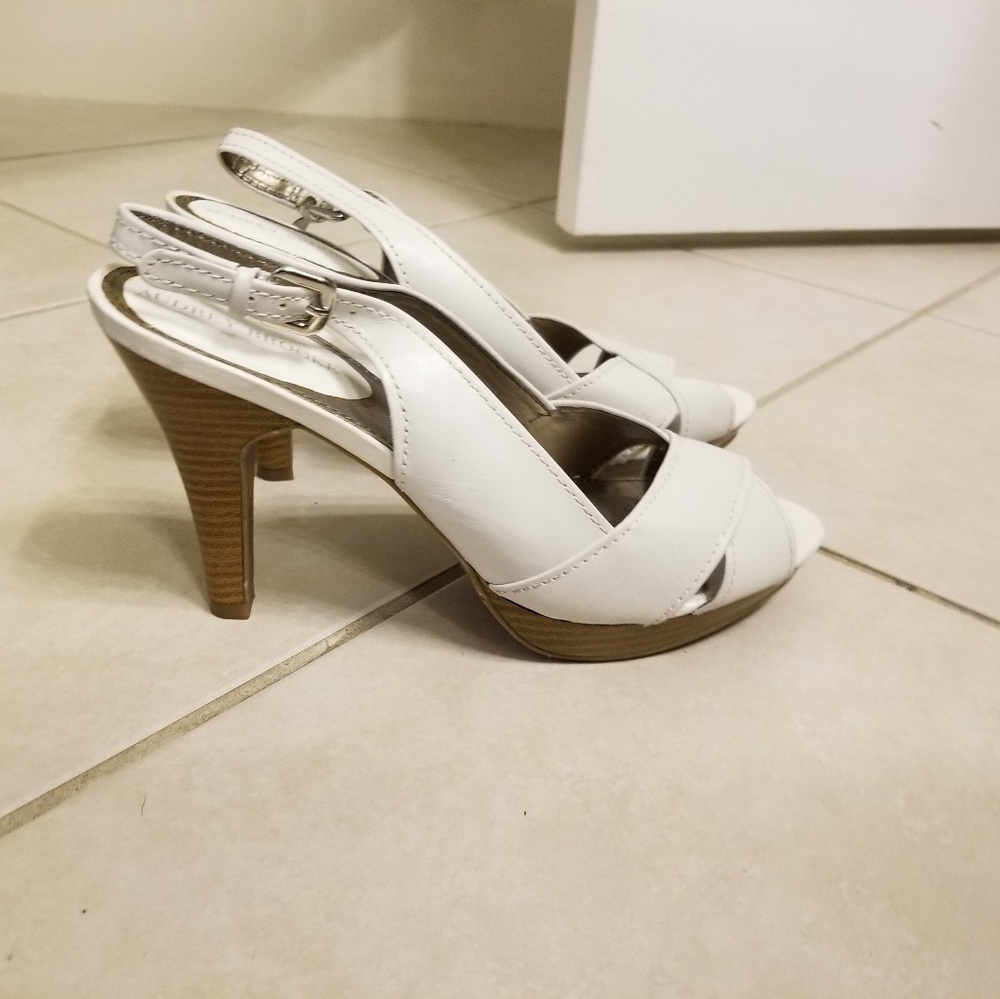 Sling back heels